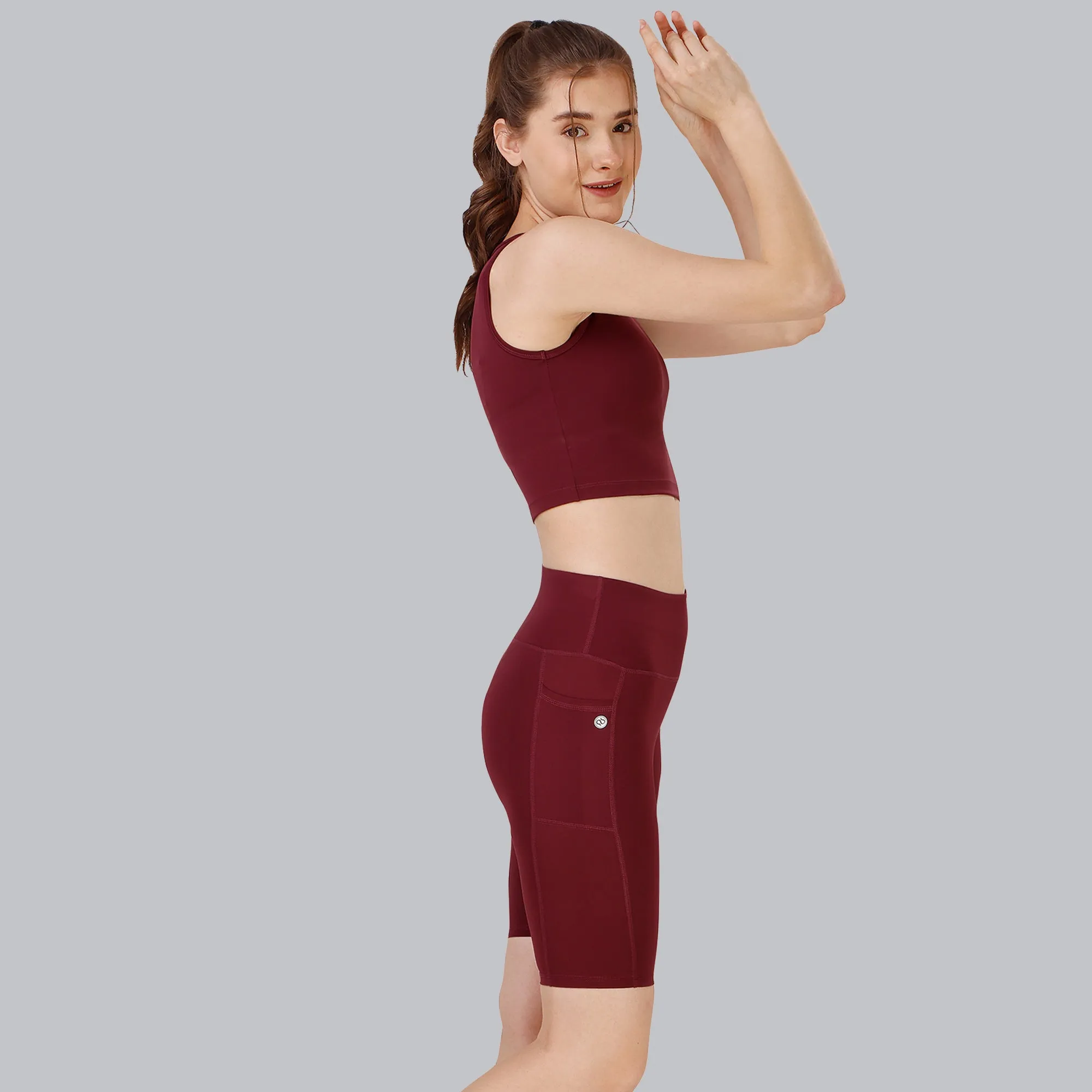 Quick Dry Athleisure Crop Top & Knee-Length Sports Cords Set AT-5/AT-7